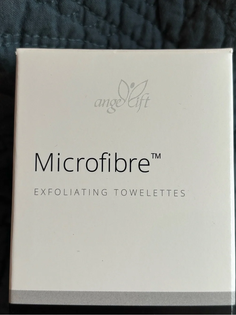 AngelLift Microfibre Exfoliating Towelettes Facial Cleansing Cloths 16pc NEW